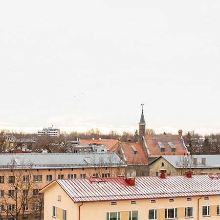 City Center Apartment Aida Пярну Экстерьер фото