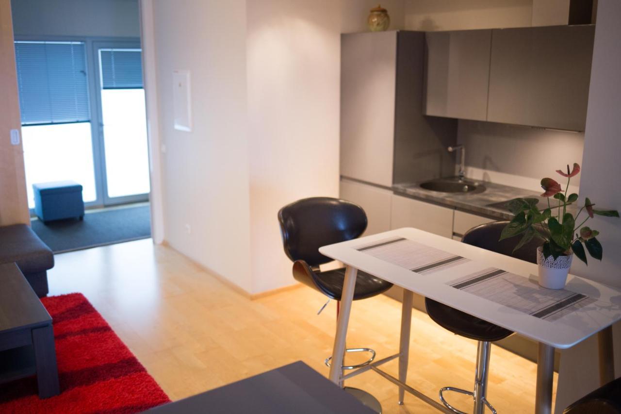 City Center Apartment Aida Пярну Экстерьер фото